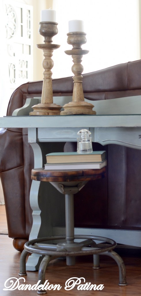 sofa table accessories