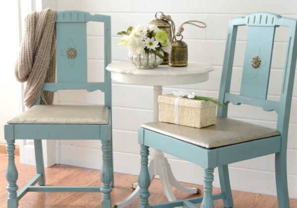 Wooden chairs Annie Sloan Chalk Paint