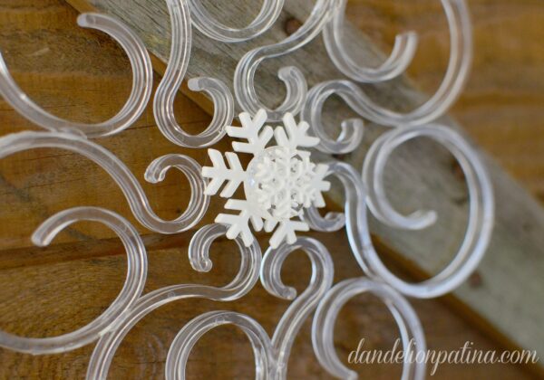 swirl snowflake on barn board