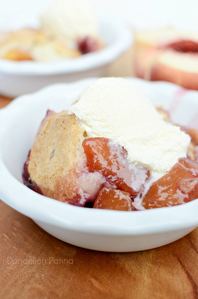 easy peach berry cobbler recipe